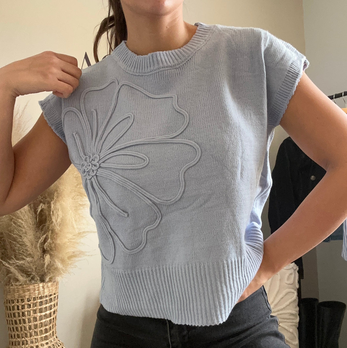 POLERA FLOR LANILLA